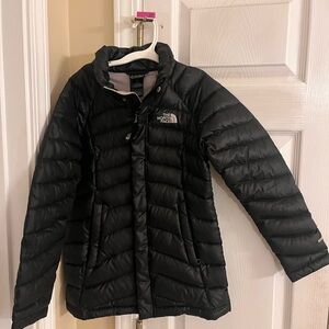 The North Face Kids Black 550 fill Puffer Coat